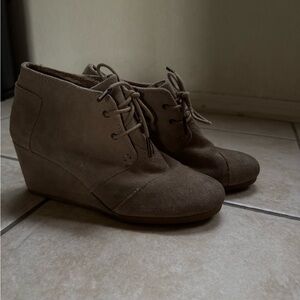 Toms Brown Suede Wedge Booties